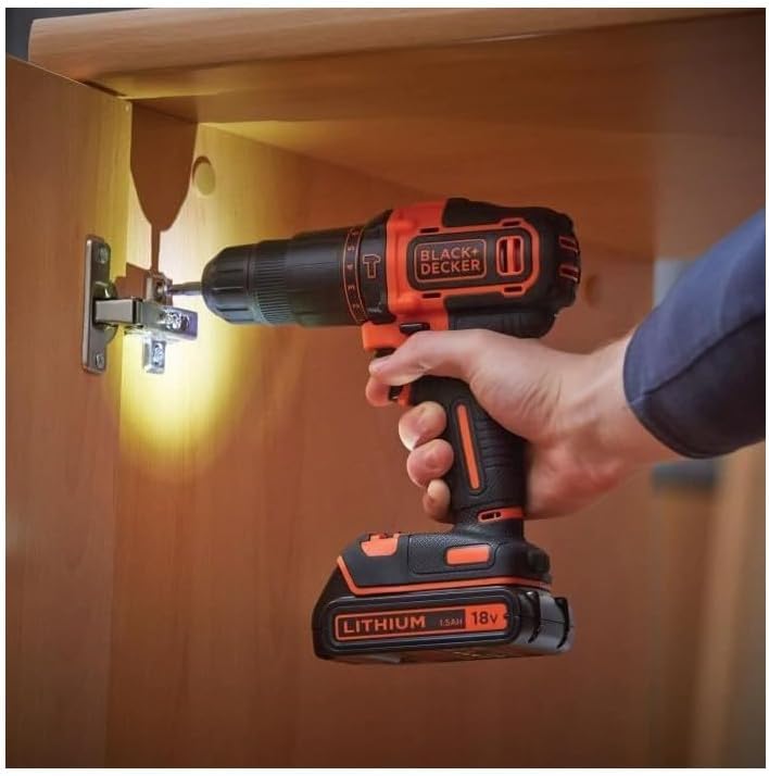 BLACK+DECKER BDCHD18S32 trapano a percussione senza fili 18 V – 32 accessori + Borsa di stoccaggio, 18 V, Orange, Set di 2 pezzi