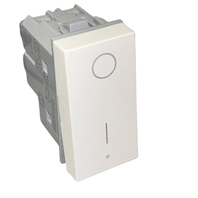 Interruttore bipolare basculante Bticino MatixGO 2P 16AX 1 modulo bianco JW4002